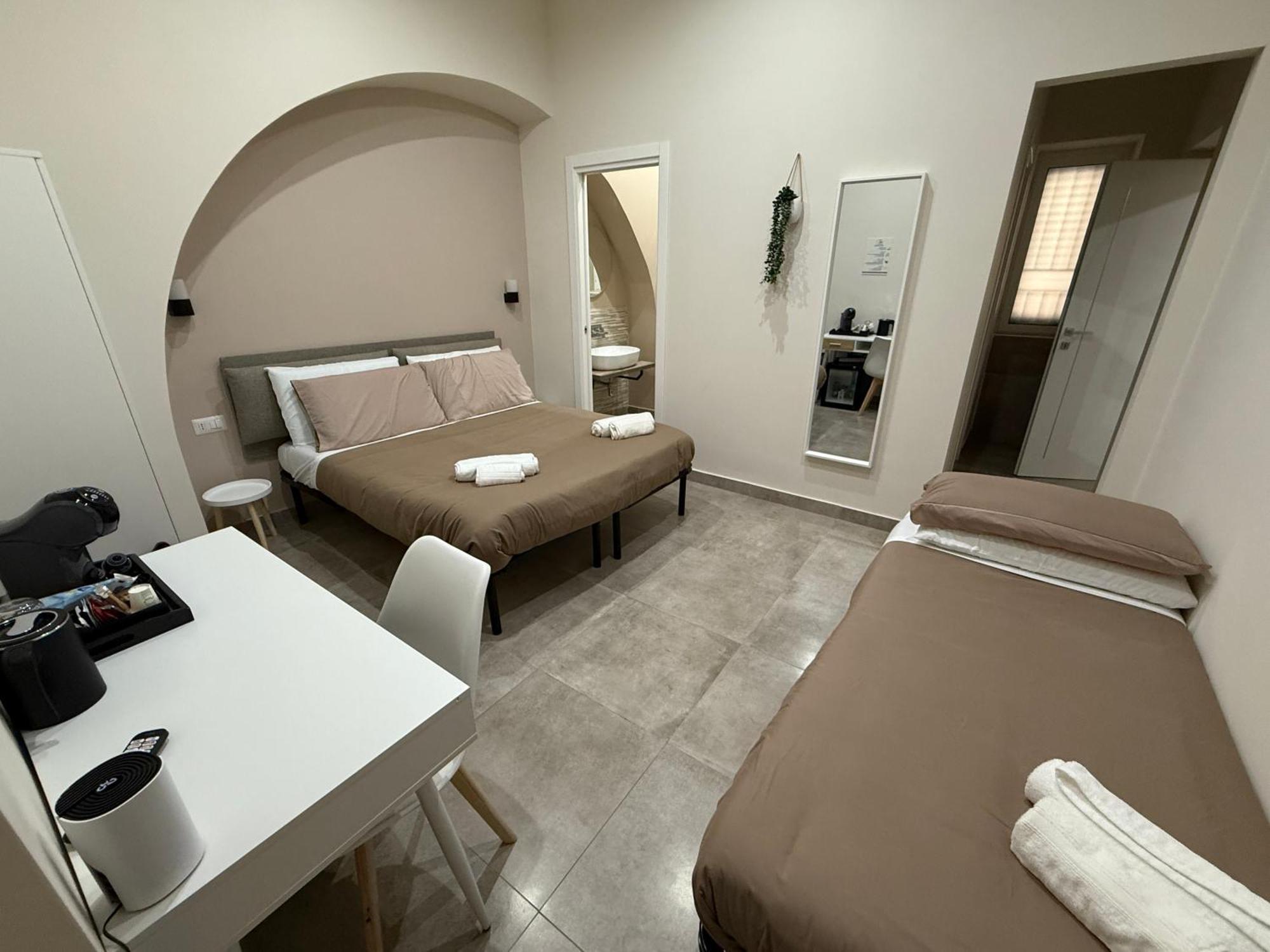 Stay In Naples - Arenaccia 211 Rooms And Suite Экстерьер фото